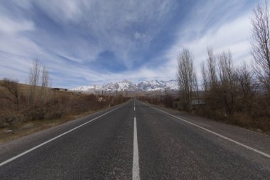 Türkiye 'de Aladaglar Demirkazik Dağları