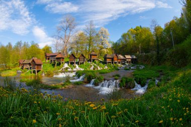 Jajce 'deki ahşap su değirmenleri yerel çiftçiler tarafından kullanıldı..