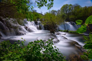 Martin Brod 'un Şelaleleri Una Ulusal Parkı, Bosna-Hersek' te