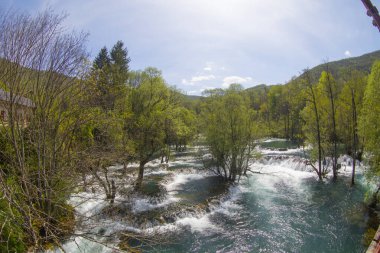 Martin Brod 'un Şelaleleri Una Ulusal Parkı, Bosna-Hersek' te