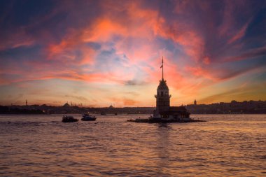 İstanbul, Türkiye 'deki Bakire Kulesi (KIZ KULESI - USKUDAR)