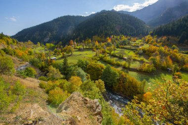 Papat Valley Artvin. Papart Stream (Gknar Stream) Valley Karal Mountains; It is the natural area within the boundaries of the Important Natural Area.