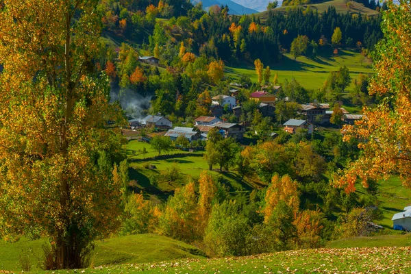 Autumn Landscape Yellow Leaves Traditional Houses Ilca Village Kre Mountains — Stock Photo, Image
