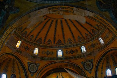 Sultanahmet 'teki Ayasofya Camii. Ayasofya 537 yılında inşa edildi..