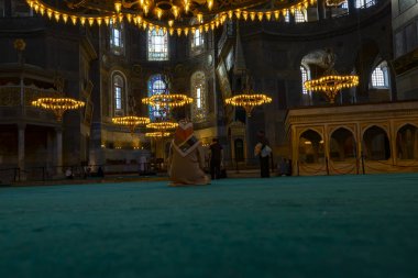 Sultanahmet 'teki Ayasofya Camii. Ayasofya 537 yılında inşa edildi..