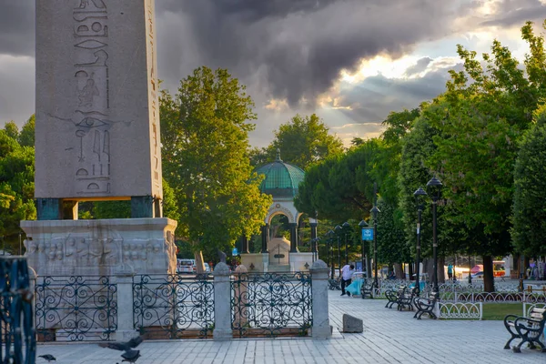 Οβελίσκος Του Θεοδοσίου Στην Πλατεία Sultanahmet Στην Πόλη Της Κωνσταντινούπολης — Φωτογραφία Αρχείου