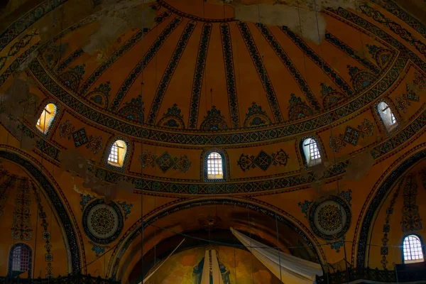 スルタナハメットのハギア ソフィア モスク 537年に建設された — ストック写真