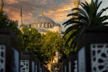 Akşam Saatlerinde Sultanahmet Camii, İstanbul, Türkiye
