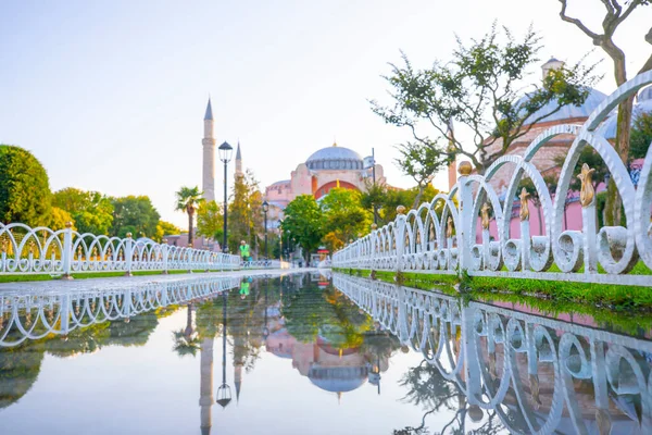 Hagia Sophia Egy Ősi Vallási Mérföldkő Isztambulban Naplementekor Panorámás Kilátás — Stock Fotó