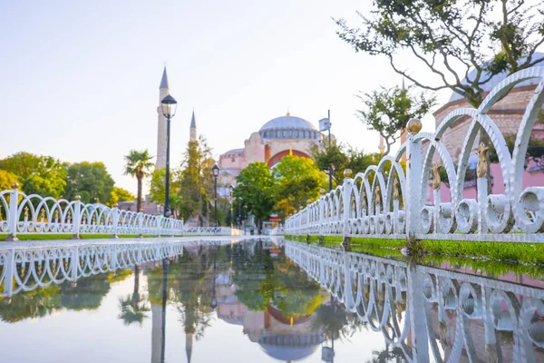 Hagia Sophia Een Oud Religieus Monument Van Istanbul Bij Zonsondergang — Stockfoto