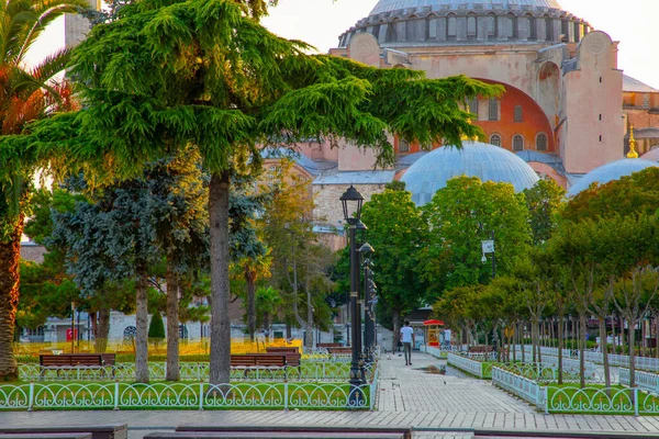 Ayasofya Günbatımında Stanbul Tarihi Bir Simgesidir Türk Camii Nin Panoramik — Stok fotoğraf