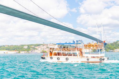 İstanbul 'daki Beylerbeyi Sarayı bahçe manzarası