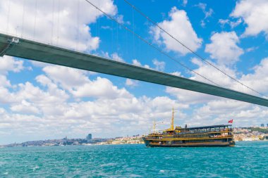  İstanbul 'daki Beylerbeyi Sarayı bahçe manzarası