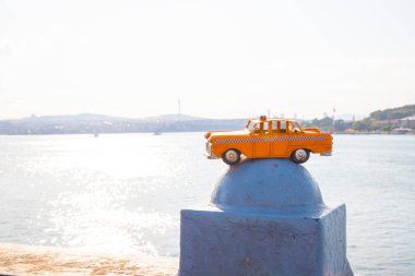 İstanbul Galata Köprüsü manzaralı.