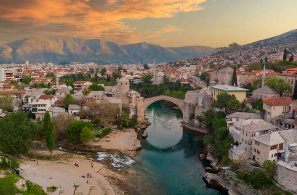 Den Gamla Bron Och Floden Staden Mostar — Stockfoto