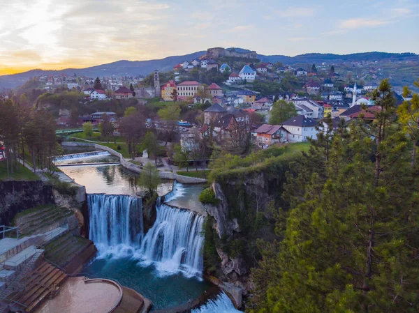 Storica Città Jajce Bosnia Erzegovina Famosa Spettacolare Cascata Pliva — Foto Stock