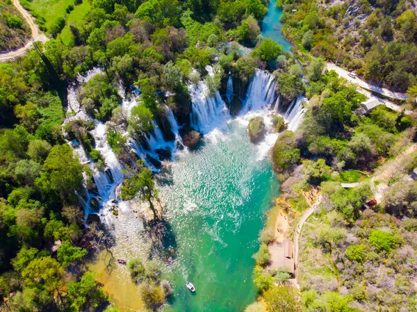 Беспилотник Сверху Вниз Вид Живописные Водопады Кравиц Боснии Герцеговине — стоковое фото