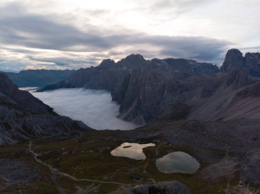 Kuzey İtalya 'da Veneto ve Güney Tyrol arasında yer alan ünlü 