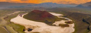 Meke Gölü yok olmanın eşiğinde.