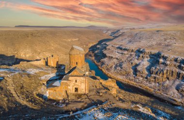 Ani harabelerinin havadan görünüşü, Kars