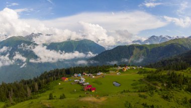 Kackar Dağları Ulusal Parkı, Badara Platosu ve Kackar Dağları manzarası