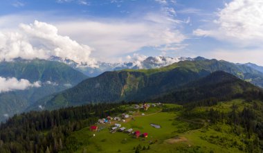 Kackar Dağları Ulusal Parkı, Badara Platosu ve Kackar Dağları manzarası
