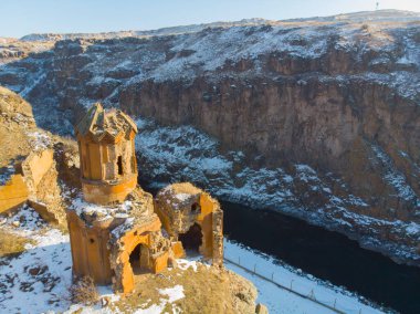 Türkiye - Ani Harabelerinden Ermenistan sınır manzarası