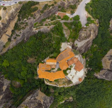Yunanistan Meteor 'daki Kastraki kasabasında insansız hava aracı görüntüsü
