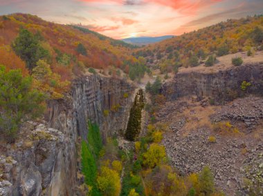 Sinop 'taki bazalt kayalıklarının havadan görünüşü