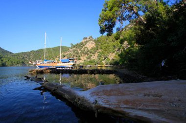 Gemiler Adası (Türkiye 'de Aziz Niklas Adası), bir zamanlar Hıristiyanlığın merkezlerinden biri olan St. Nicholas adasındaki Roma (daha sonra Bizans) yerleşimi ile bilinir.