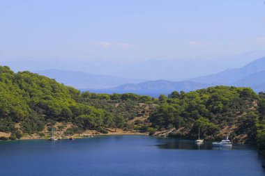 Fethiye Kelebek Vadisi, adanın etrafında yatlar geziyor..