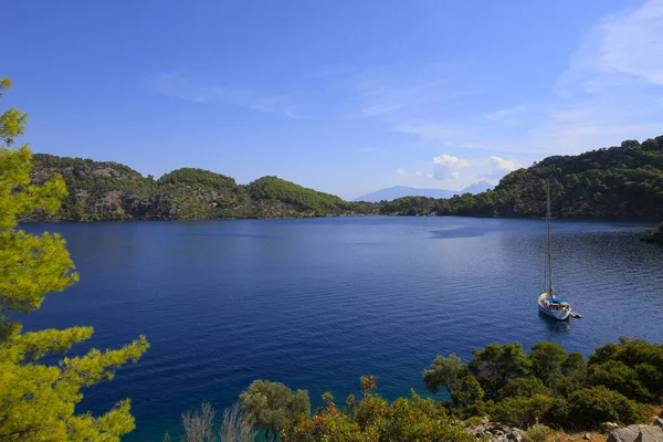 stock image Fethiye Butterfly Valley, yachts  are vacationing around the island.