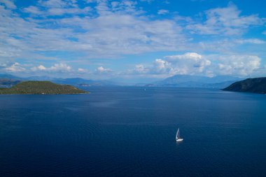 Oludeniz Sahili 'nin panoramik manzarası. Fethiye, Mugla, Türkiye. Yaz ve tatil konsepti.