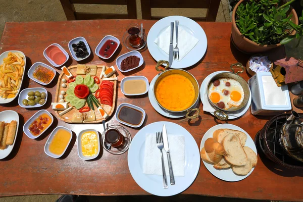 Petit Déjeuner Turc Traditionnel Avec Une Grande Variété — Photo