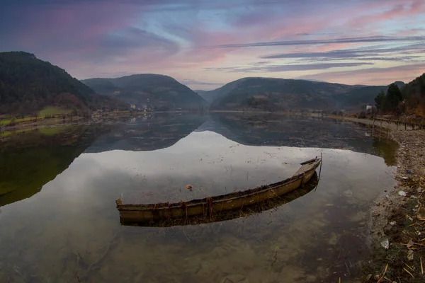 stock image Cubuk Lake in Goynuk District of Bolu, Turkey. Beautiful lake view with windmills.