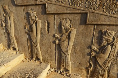 İran 'ın Şiraz kentinde ve Pers İmparatorluğu' nun başkentinde yer alan Persepolis, yaklaşık 2500 yıl önce Pers Kralı I. Darius tarafından kuruldu..