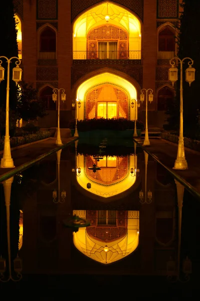 stock image Si-o-se pol Bridge, located in Isfahan, Iran, was built in 1602. It has 33 arches. It is the symbol of Isfahan.