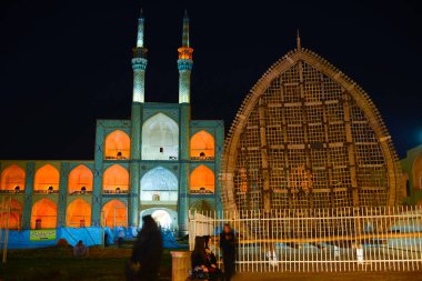 Yazd, İran 'daki Amir Chakhmaq Kompleksi görüşü