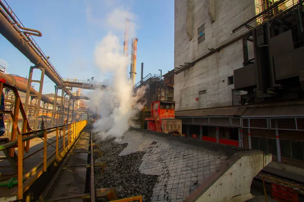 stock image Panoramic view of Kardemir Karabuk Iron and Steel Factory. The coal tower on coke and metallurgical plant. Karabuk, Turkey