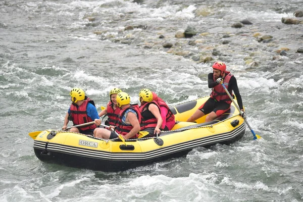 stock image Tourists who rafting on the river storm (Firtina Deresi)