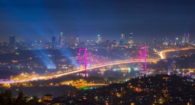 29 Ekim Cumhuriyet Günü (29 Ekim Cumhuriyet Bayrami) Havai fişekleri Kutlama Fotoğrafı, engelli Uskudar, İstanbul Türkiye