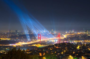 29 Ekim Cumhuriyet Günü (29 Ekim Cumhuriyet Bayrami) Havai fişekleri Kutlama Fotoğrafı, engelli Uskudar, İstanbul Türkiye