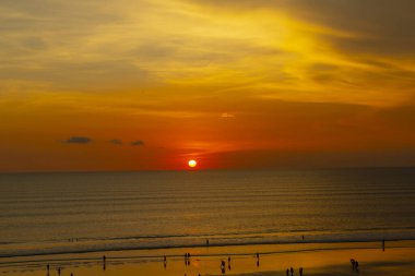 Kuta sahilinde gün batımı, kuta, bali, Endonezya, güneydoğu Asya.