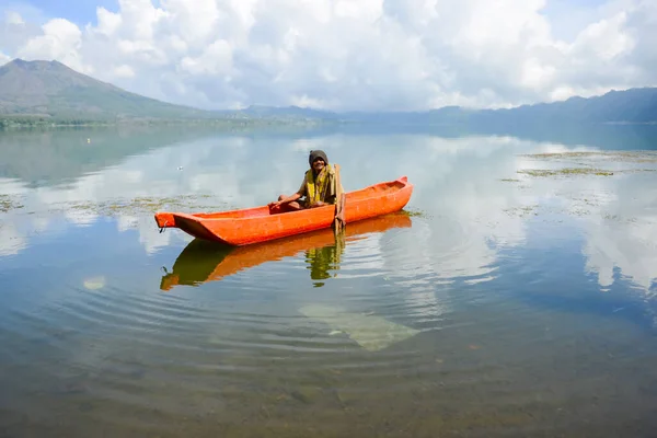 Lago Batur Kintamani Bangli Bali Indonésia Pesca Dos Pescadores Lago — Fotografia de Stock