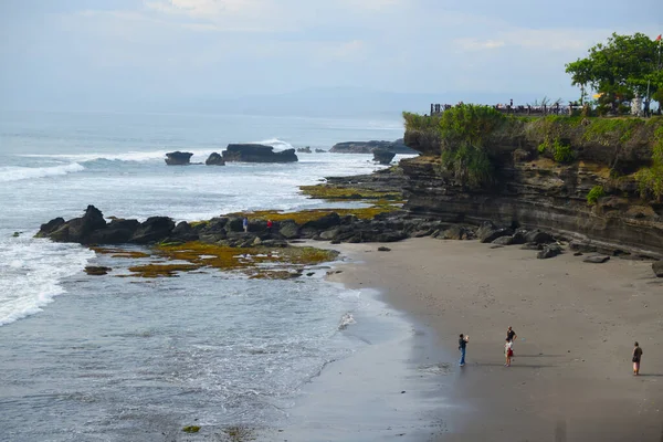 Hermosa Vista Panorámica Una Playa Tanah Lot Bali Con Templo — Foto de Stock