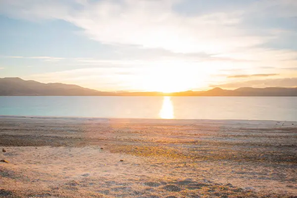 Εξαιρετική Θέα Στο Ηλιοβασίλεμα Στη Λίμνη Όπως Είναι Γνωστή Salda — Φωτογραφία Αρχείου