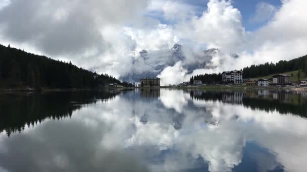 Καταπληκτική Εναέρια Διακοπή Της Λίμνης Μισουρίνα Δολομίτης Άλπεις Νότιο Τιρόλο — Αρχείο Βίντεο