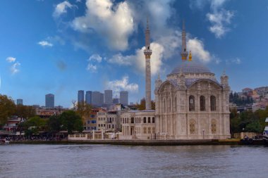 Tarihi Ortakoy Camii ve Bölgesi