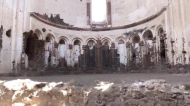 Kars, Türkiye 'deki Ani Harabeleri. Tarihi eski şehir. Ani tarihi İpek Yolu 'nda yer almaktadır. 1996 yılında UNESCO Dünya Kültür Mirasları Listesine eklendi..