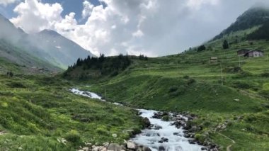 Elevit Yaylası (Çamlıhemşin / Rize / Türkiye)